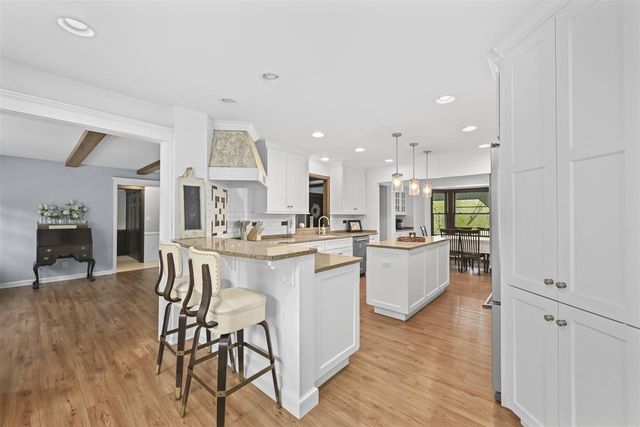 15305 Santa Maria Court, Brookfield, WI 53005