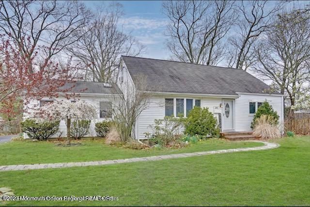 240 Woodcrest Road, Oakhurst, NJ 07755