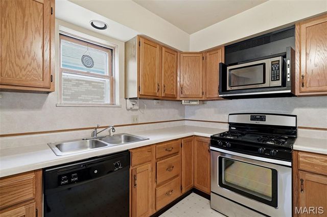 6993 Hillsland Avenue, St Louis, MO 63109