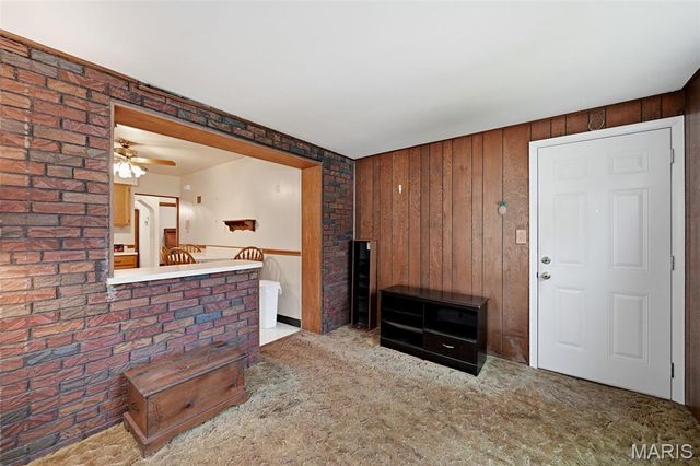 6993 Hillsland Avenue, St Louis, MO 63109