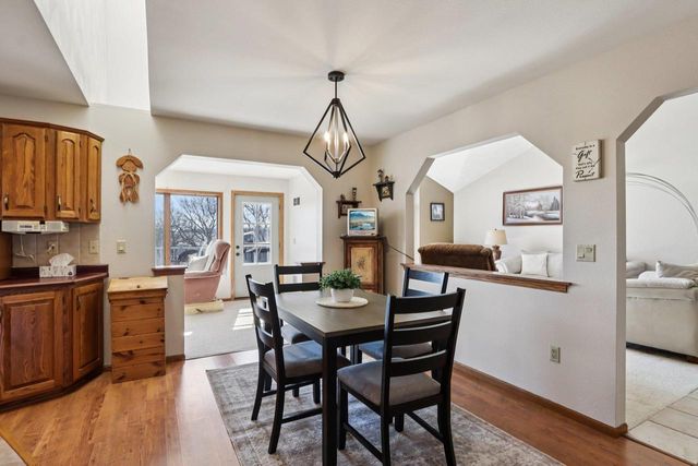 978 N Dewey Avenue, Jefferson, WI 53549