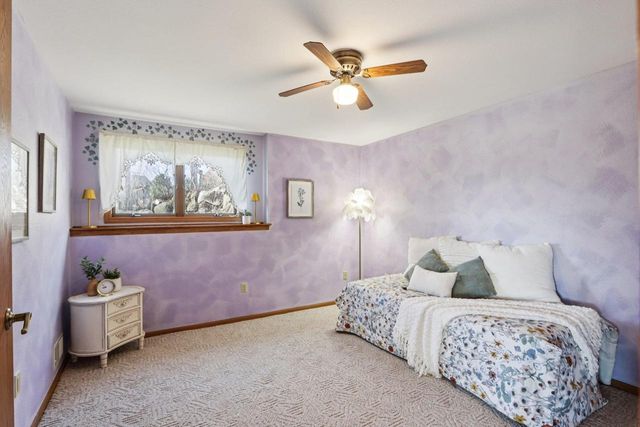 978 N Dewey Avenue, Jefferson, WI 53549