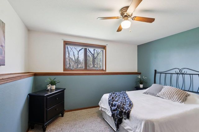 978 N Dewey Avenue, Jefferson, WI 53549