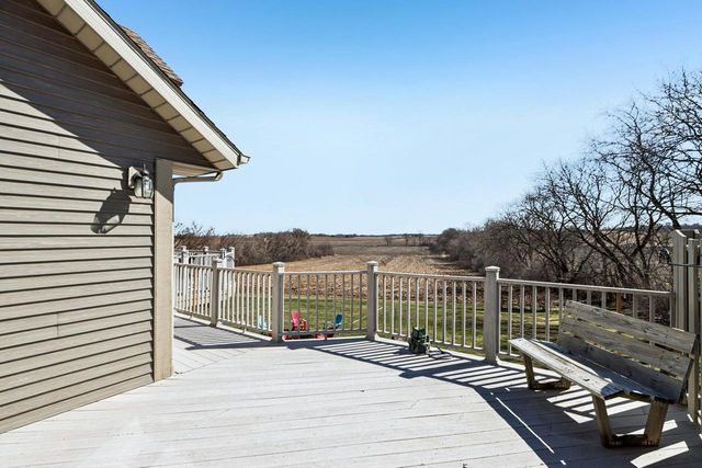 978 N Dewey Avenue, Jefferson, WI 53549