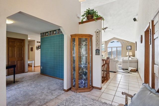 978 N Dewey Avenue, Jefferson, WI 53549