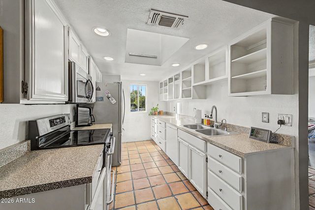 3821 E WETHERSFIELD Road, Phoenix, AZ 85032