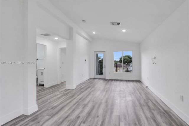 763 NW 80th St B, Miami, FL 33150