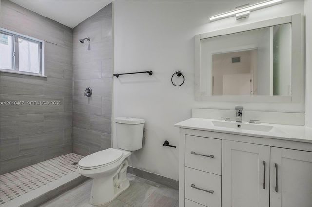 763 NW 80th St B, Miami, FL 33150