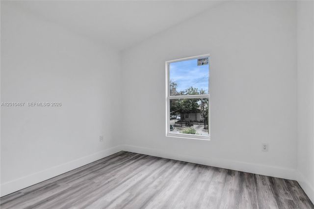 763 NW 80th St B, Miami, FL 33150