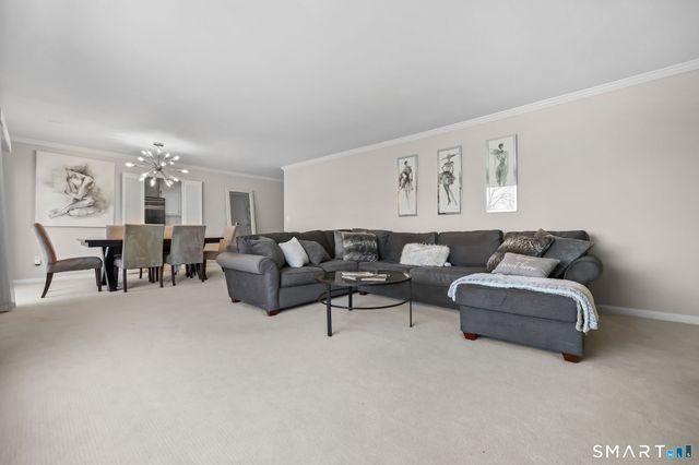 3 Hills Lane 3, Norwalk, CT 06880