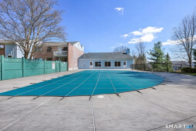 3 Hills Lane 3, Norwalk, CT 06880