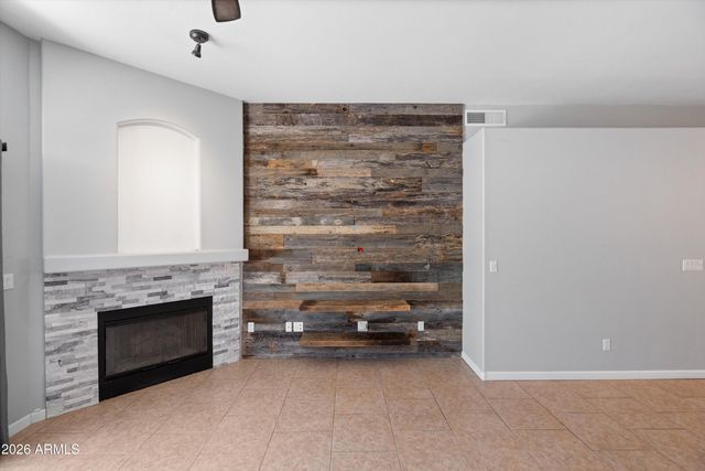 11163 E LAUREL Lane, Scottsdale, AZ 85259