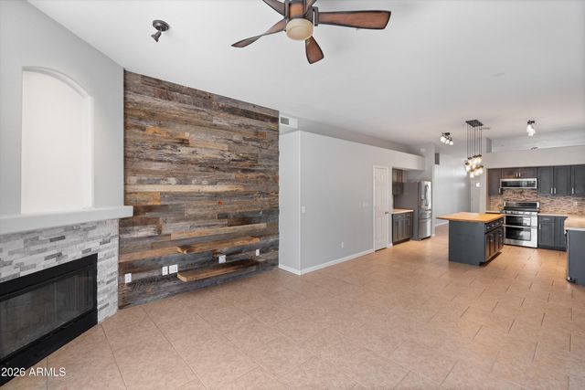 11163 E LAUREL Lane, Scottsdale, AZ 85259