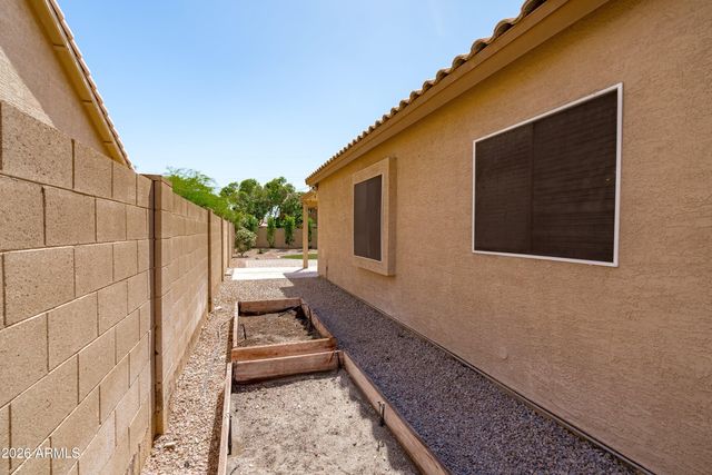 11163 E LAUREL Lane, Scottsdale, AZ 85259