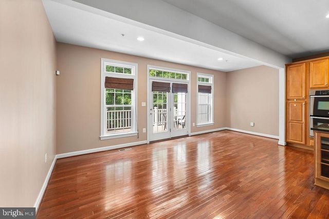 1627 WHITEHALL DR, Silver Spring, MD 20904