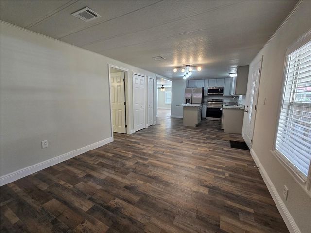 2875 BAY AVENUE, Kissimmee, FL 34744