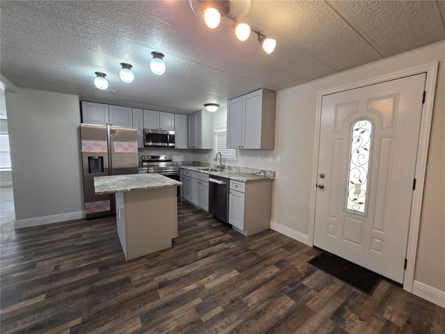 2875 BAY AVENUE, Kissimmee, FL 34744