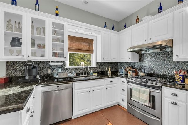 1039 Shell Point Cove Road NE, Townsend, GA 31331