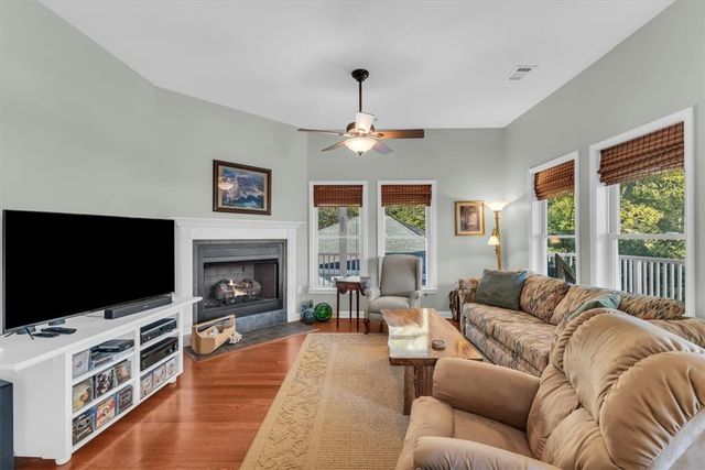 1039 Shell Point Cove Road NE, Townsend, GA 31331