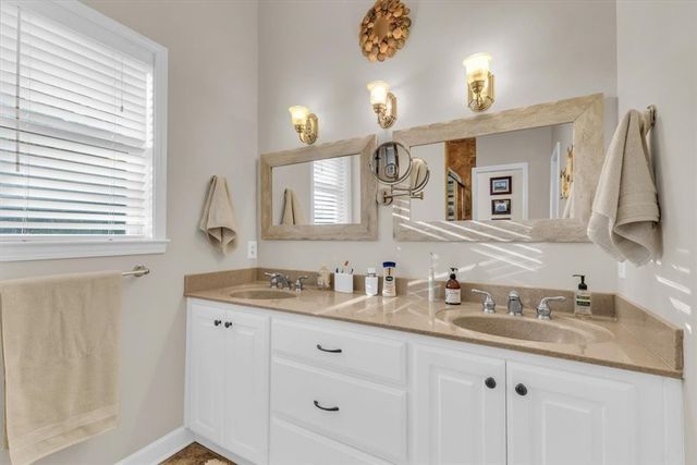 1039 Shell Point Cove Road NE, Townsend, GA 31331