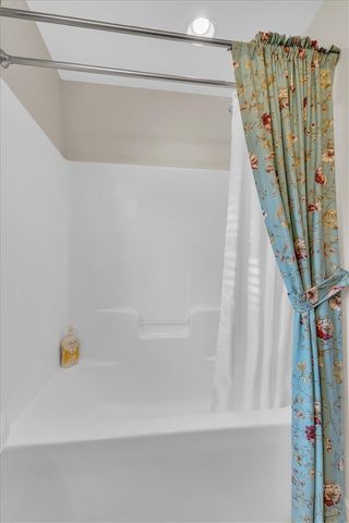 1039 Shell Point Cove Road NE, Townsend, GA 31331