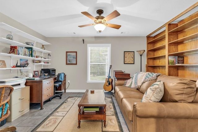 1039 Shell Point Cove Road NE, Townsend, GA 31331