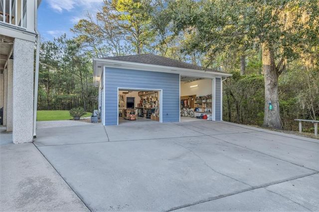 1039 Shell Point Cove Road NE, Townsend, GA 31331