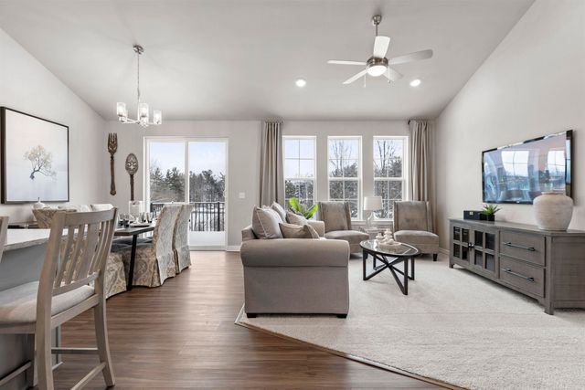 2221 Chase Drive, Hartland Twp, MI 48855