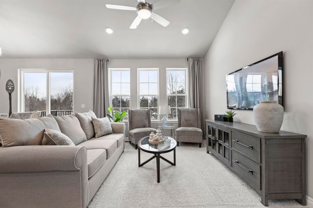 2221 Chase Drive, Hartland Twp, MI 48855