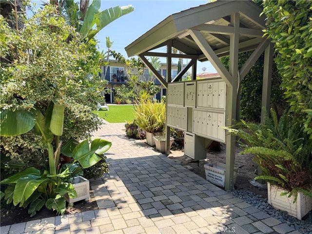 620 Illinois Court 15, El Segundo, CA 90245