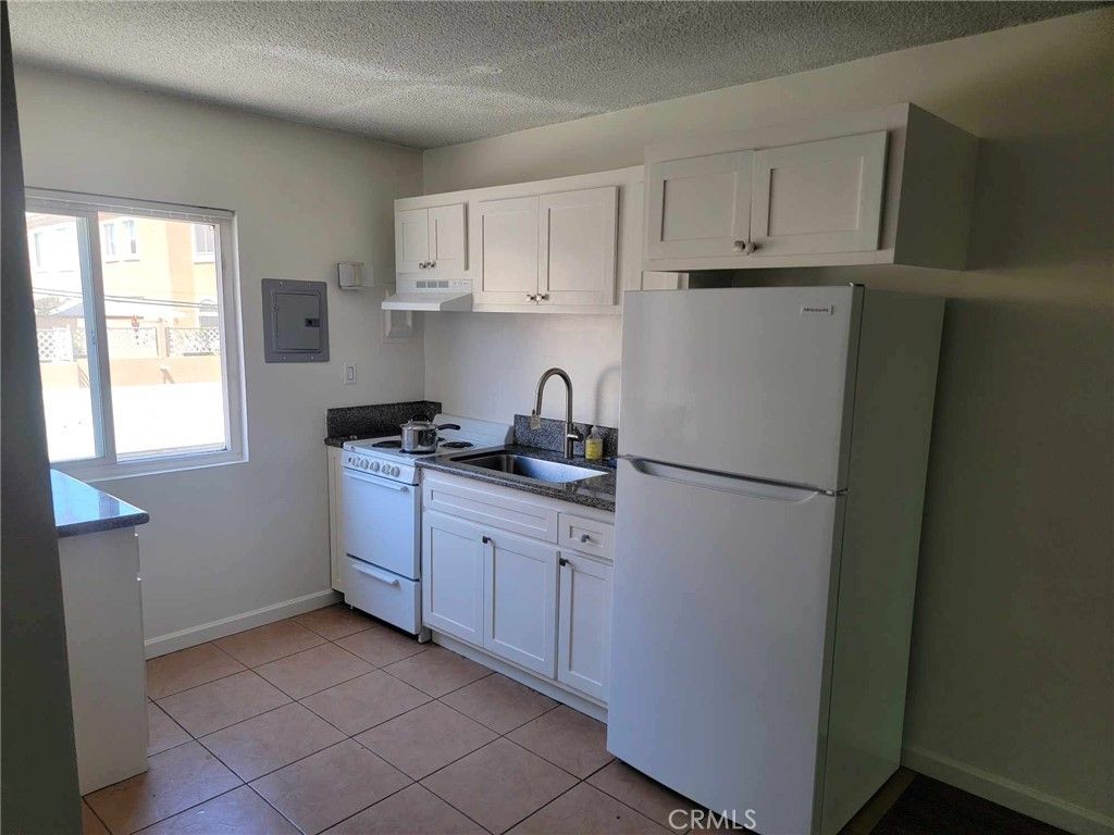 620 Illinois Court 15, El Segundo, CA 90245