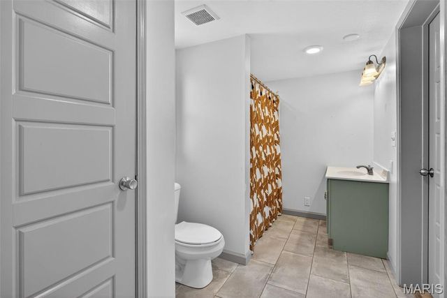 103 S 4th Street, De Soto, MO 63020