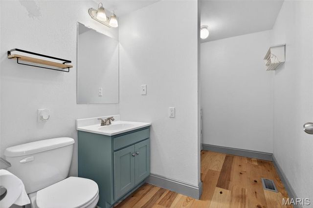 103 S 4th Street, De Soto, MO 63020