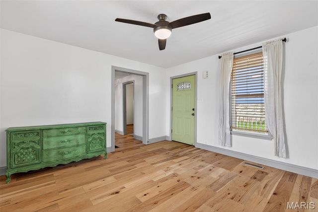 103 S 4th Street, De Soto, MO 63020