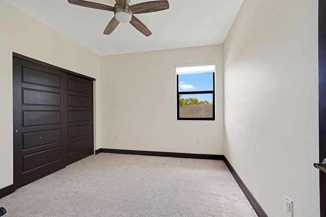 15451 NW 88th Avenue, Miami Lakes, FL 33018