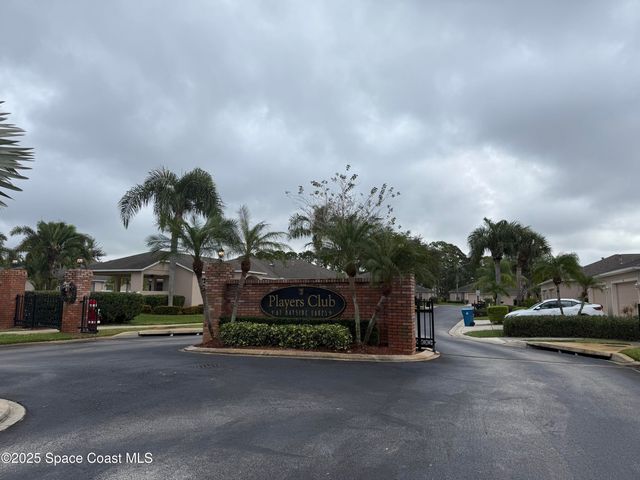 1976 Muirfield Way SE, Palm Bay, FL 32909