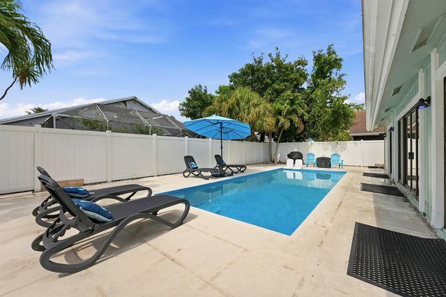 6273 Barbara Street, Jupiter, FL 33458