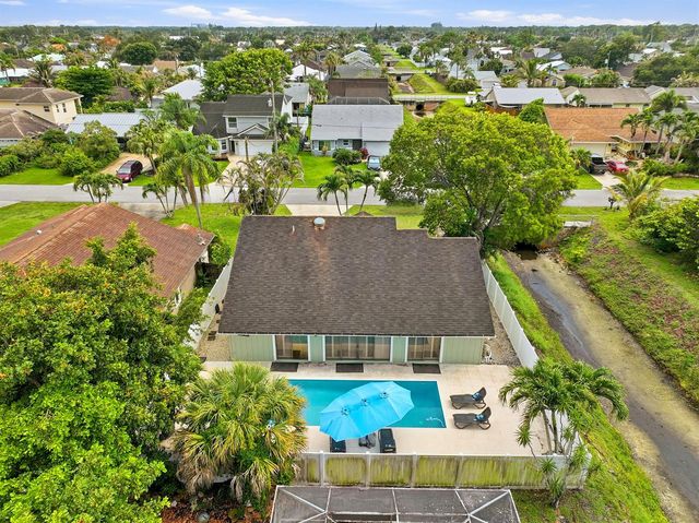 6273 Barbara Street, Jupiter, FL 33458