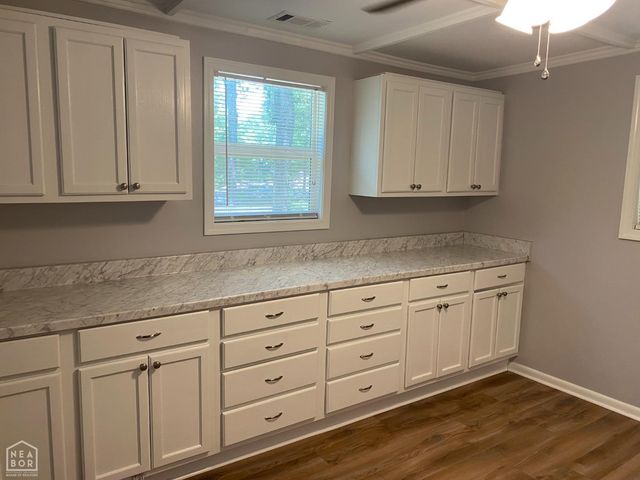 4108 Oakhill Lane, Jonesboro, AR 72405