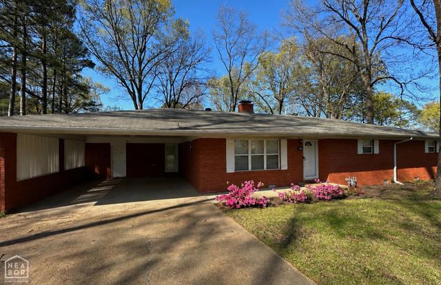 4108 Oakhill Lane, Jonesboro, AR 72405
