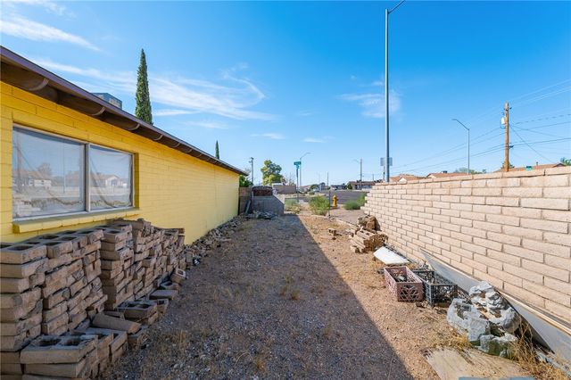 1907 Pico Street, Kingman, AZ 86401