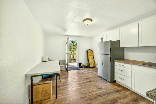 5700 Highway 238, Jacksonville, OR 97530
