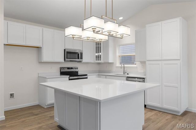 1145 Bloomfield Drive, Eureka, MO 63025