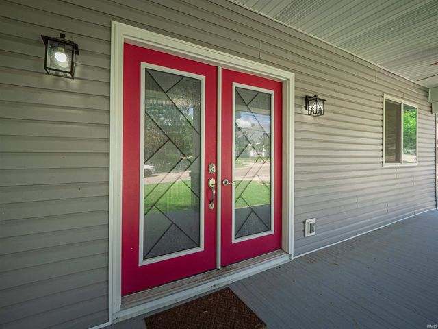 3704 Stringtown Road, Evansville, IN 47711