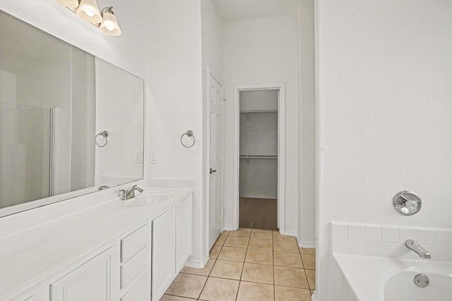 516 Bent Oak Drive, Fort Worth, TX 76131