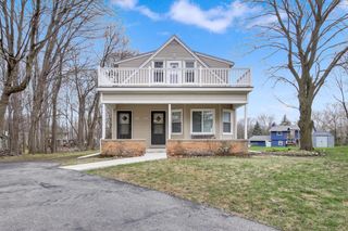 7571 S 68th STREET #7573, Franklin, WI 53132