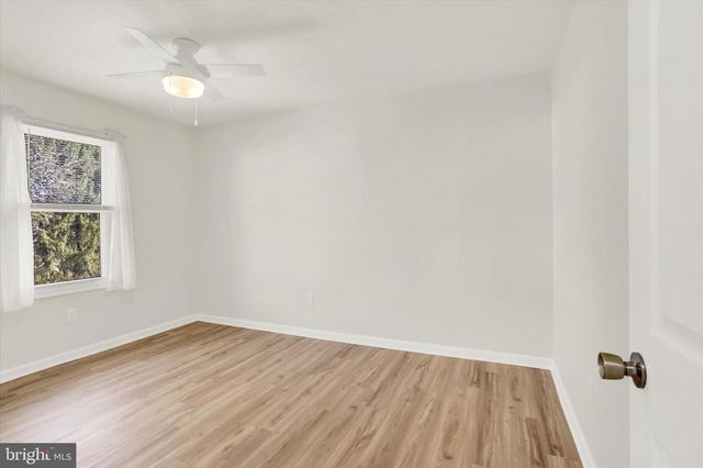 645 W FIRST STREET, Boiling Springs, PA 17007