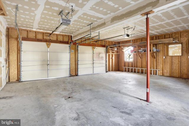 645 W FIRST STREET, Boiling Springs, PA 17007