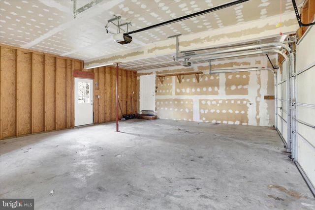 645 W FIRST STREET, Boiling Springs, PA 17007