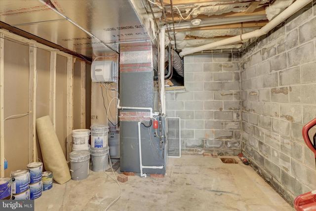 645 W FIRST STREET, Boiling Springs, PA 17007